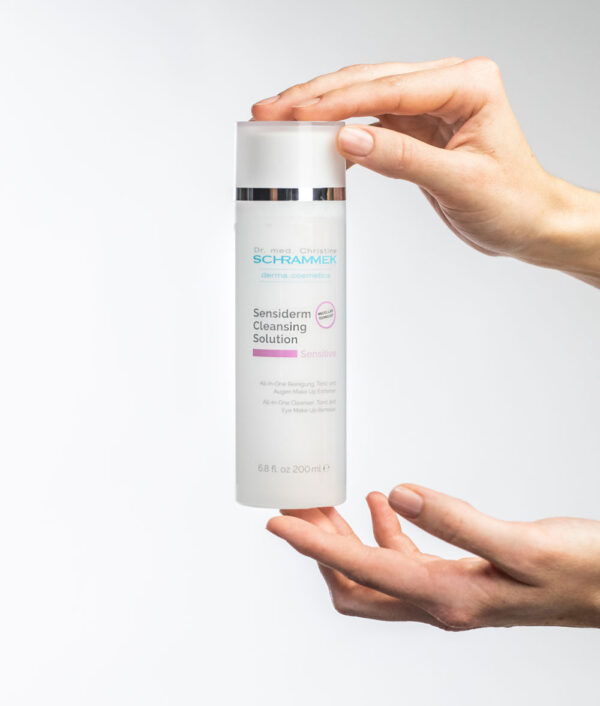 ⁦מי פנים וניקוי לעור רגיש - Sensiderm Cleansing Solution⁩ – תמונה ⁦2⁩
